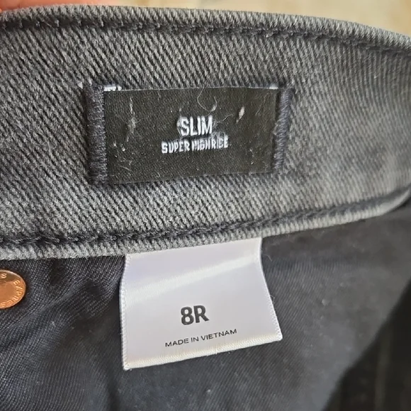 Express Black Distressed Slim Crop Jeans with Frayed Hem | Size 8R - Picture 6 of 6